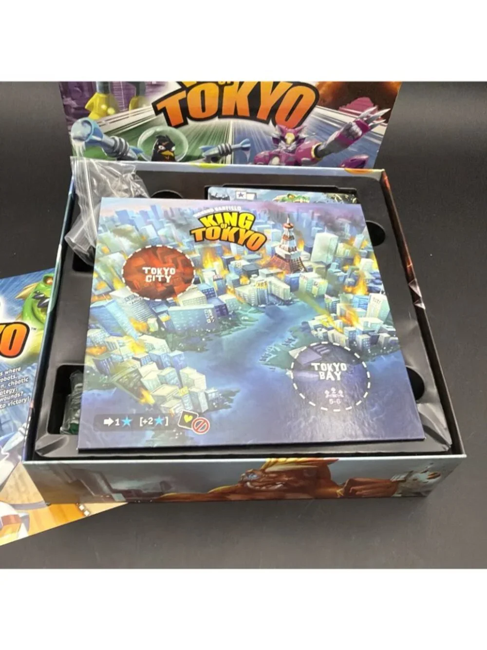 King of Tokyo Board Game Edition Richard Garfield 2016